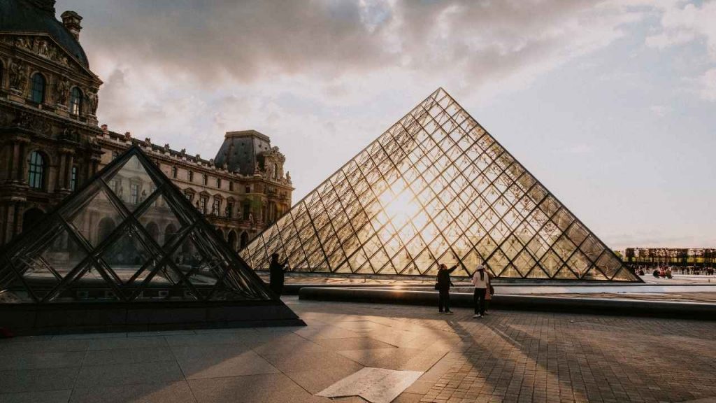 Museu do Louvre